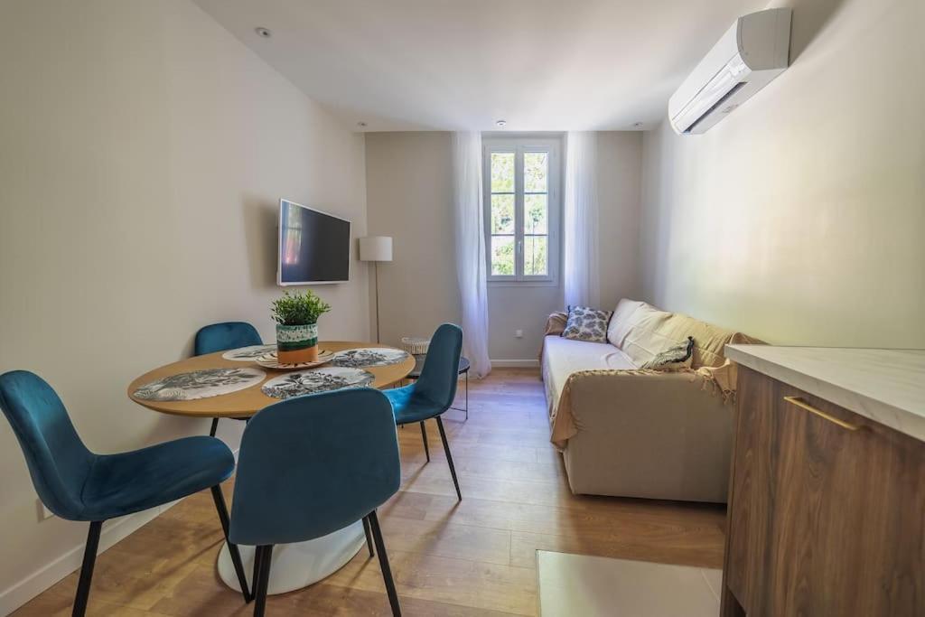 Le Palm Appartement Elegant & Design En Bord Riviere Collobrières Exteriör bild