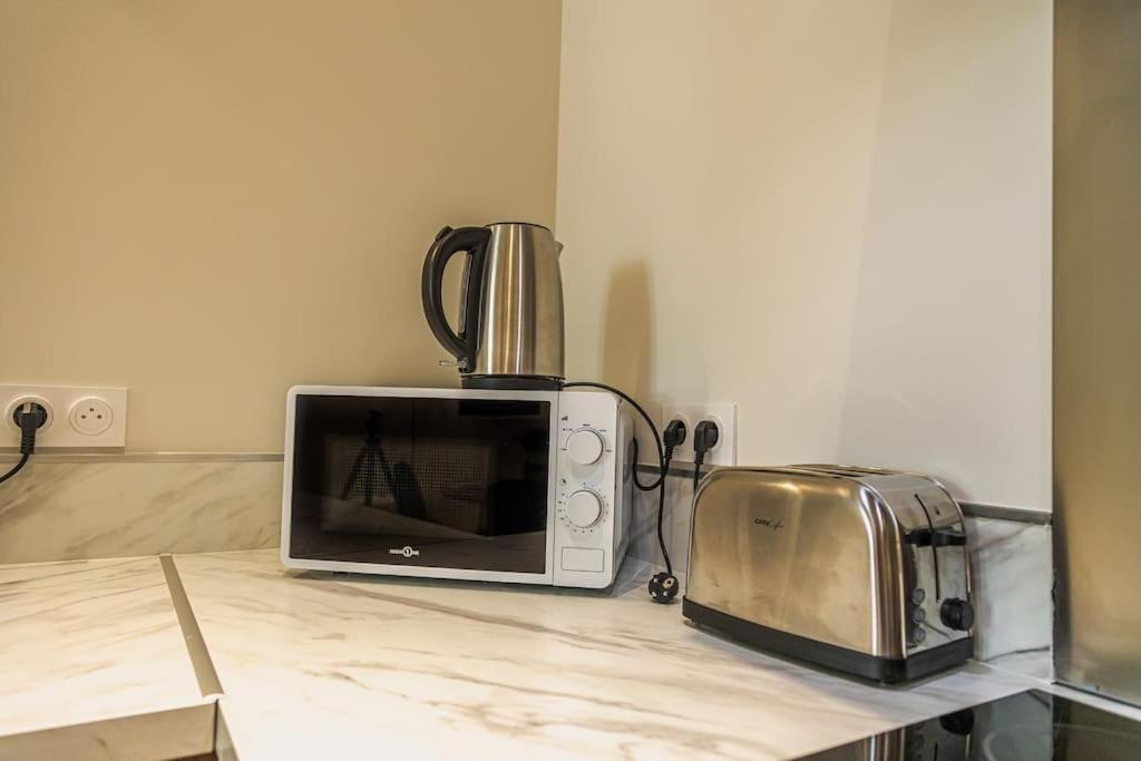Le Palm Appartement Elegant & Design En Bord Riviere Collobrières Exteriör bild